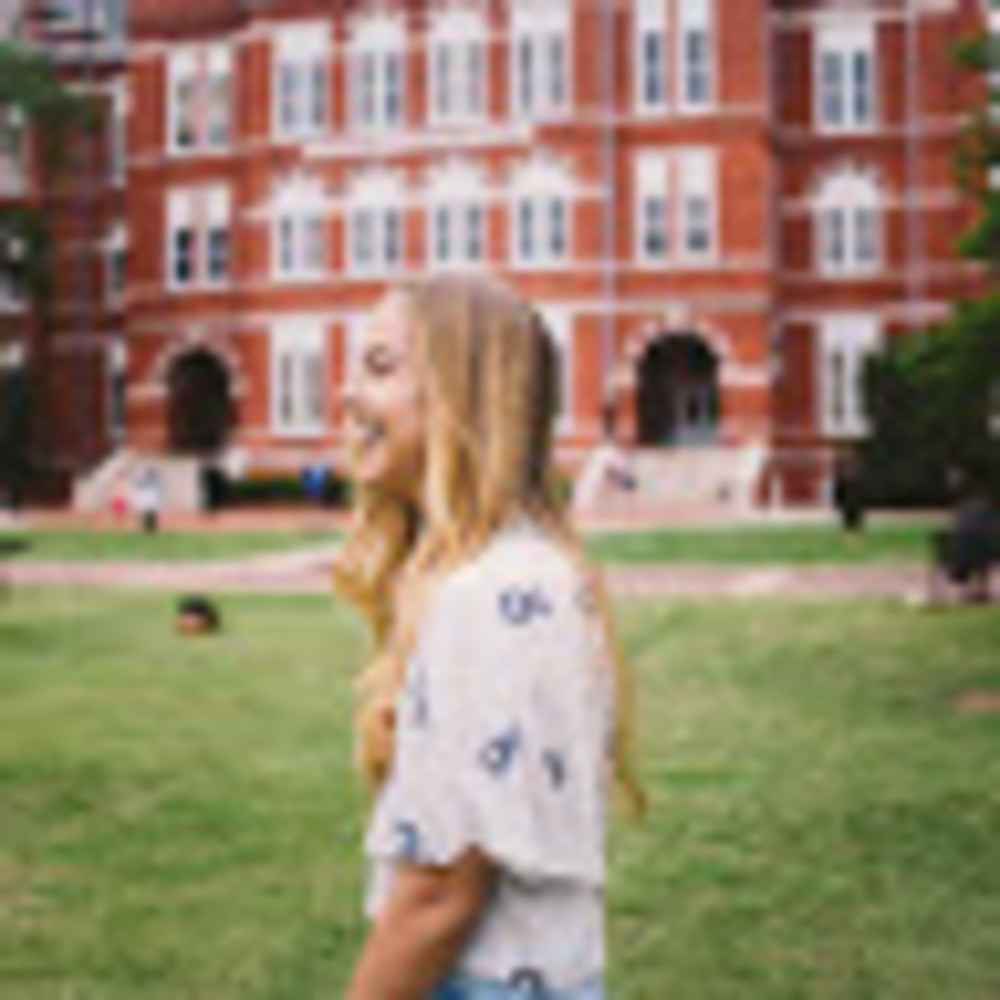 Meet your Posher, Samantha